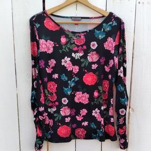 Vince Camuto ruched sleeve top